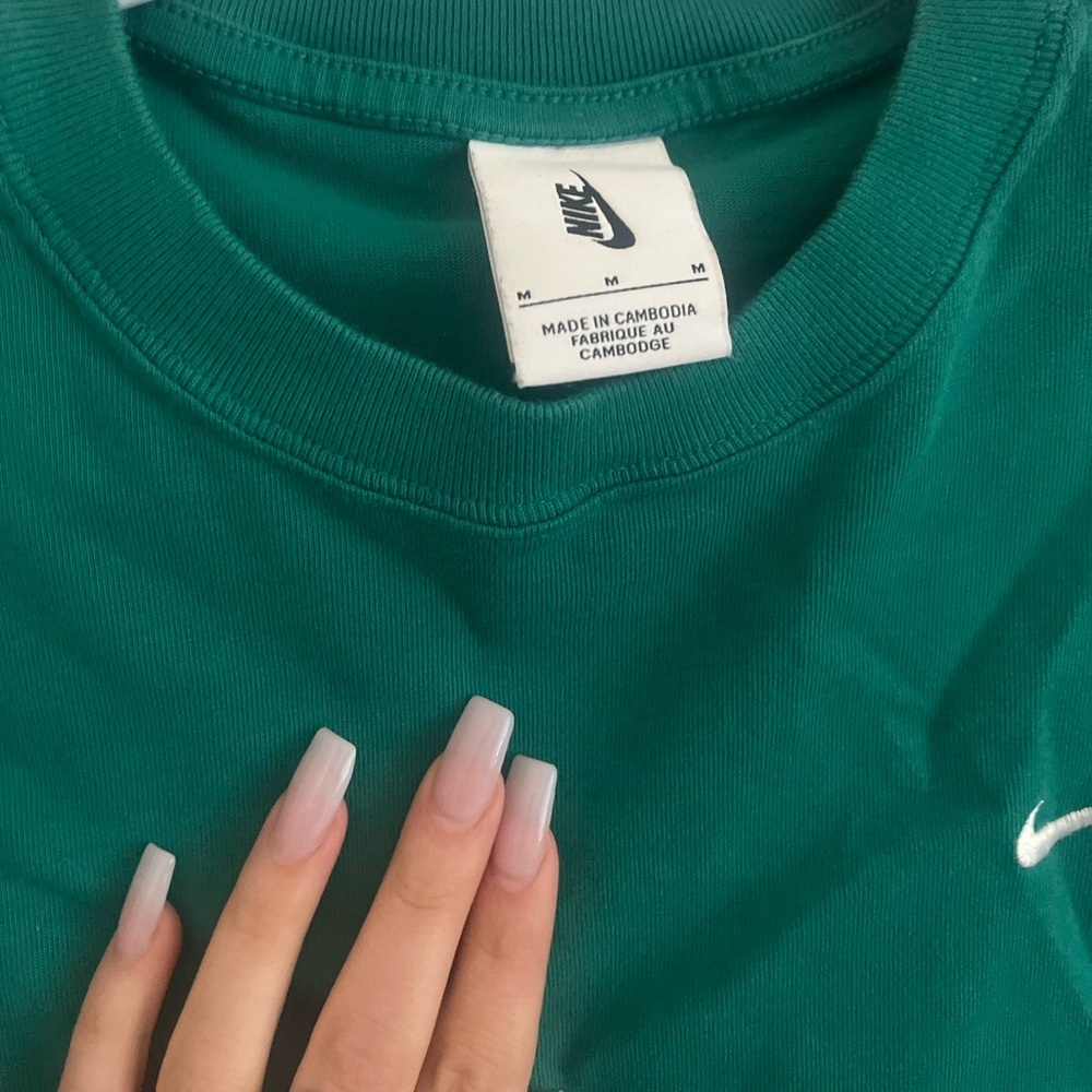 Nike crop